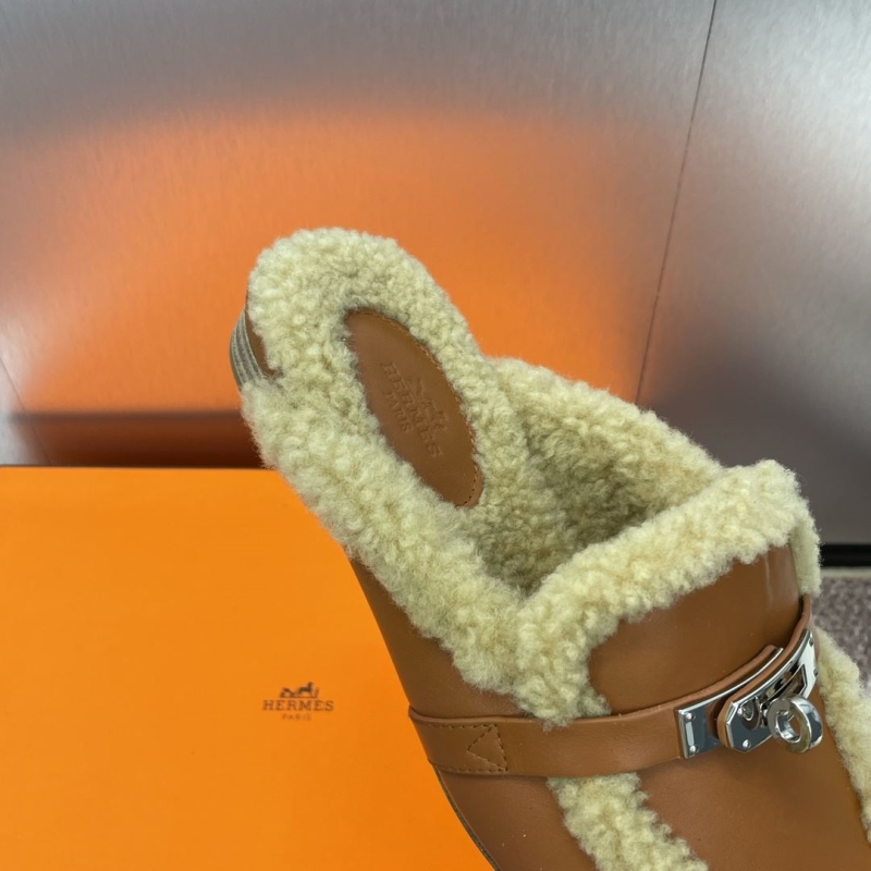 Hermes Slippers